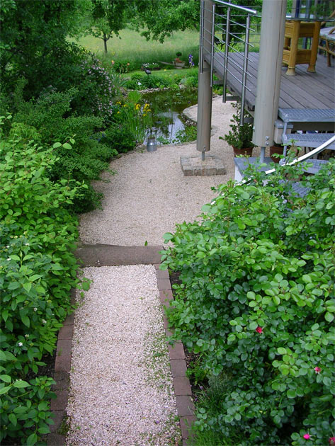 Gartenbau, Landschaftsbau, Hausgarten, Trockenmauern, Sichtschutz, Steingarten, Pflanzungen, Garten-Umgestaltungen, Garten-Neuanlagen, Sitzmauern, Polygonalbelge, Teich, Terrassen, mediterraner Garten, Baumfllungen, Gartenpflege