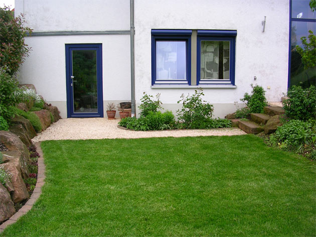 Gartenbau, Landschaftsbau, Hausgarten, Trockenmauern, Sichtschutz, Steingarten, Pflanzungen, Garten-Umgestaltungen, Garten-Neuanlagen, Sitzmauern, Polygonalbelge, Teich, Terrassen, mediterraner Garten, Baumfllungen, Gartenpflege