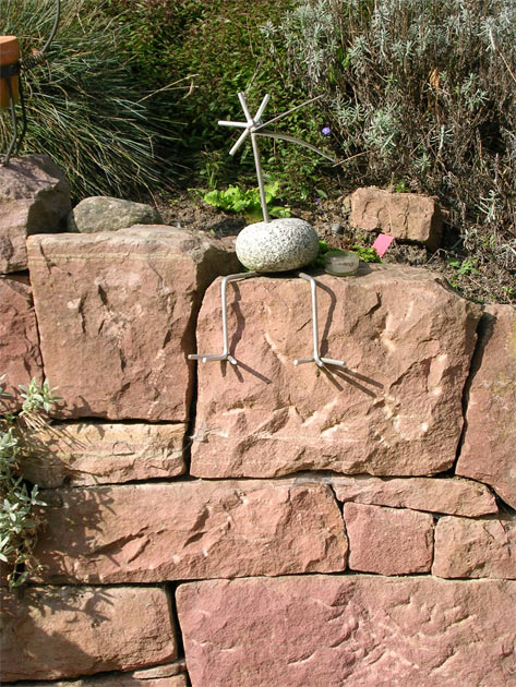 Gartenbau, Landschaftsbau, Hausgarten, Trockenmauern, Sichtschutz, Steingarten, Pflanzungen, Garten-Umgestaltungen, Garten-Neuanlagen, Sitzmauern, Polygonalbelge, Teich, Terrassen, mediterraner Garten, Baumfllungen, Gartenpflege