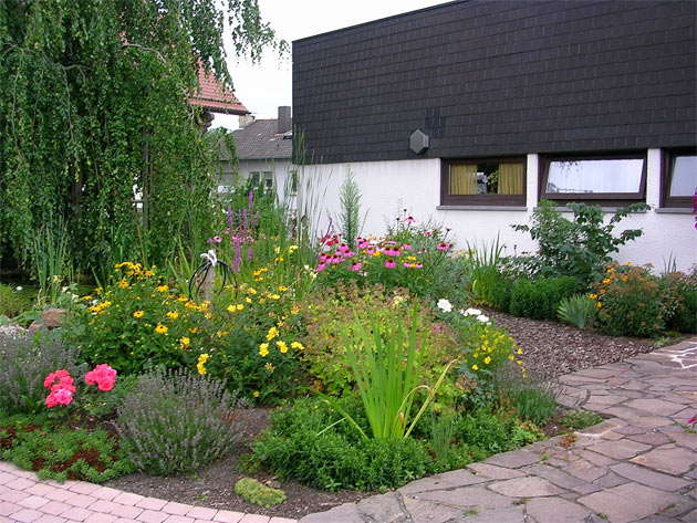 Gartenbau, Landschaftsbau, Hausgarten, Trockenmauern, Sichtschutz, Steingarten, Pflanzungen, Garten-Umgestaltungen, Garten-Neuanlagen, Sitzmauern, Polygonalbelge, Teich, Terrassen, mediterraner Garten, Baumfllungen, Gartenpflege
