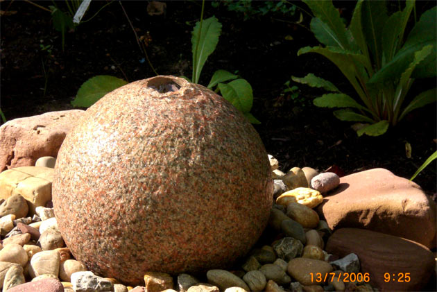 Gartenbau, Landschaftsbau, Hausgarten, Trockenmauern, Sichtschutz, Steingarten, Pflanzungen, Garten-Umgestaltungen, Garten-Neuanlagen, Sitzmauern, Polygonalbelge, Teich, Terrassen, mediterraner Garten, Baumfllungen, Gartenpflege