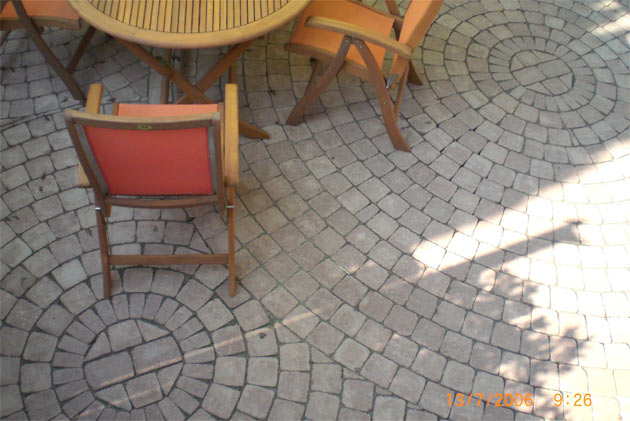 Gartenbau, Landschaftsbau, Hausgarten, Trockenmauern, Sichtschutz, Steingarten, Pflanzungen, Garten-Umgestaltungen, Garten-Neuanlagen, Sitzmauern, Polygonalbelge, Teich, Terrassen, mediterraner Garten, Baumfllungen, Gartenpflege