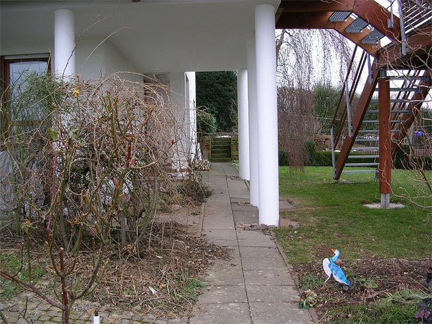 Gartenbau, Landschaftsbau, Hausgarten, Trockenmauern, Sichtschutz, Steingarten, Pflanzungen, Garten-Umgestaltungen, Garten-Neuanlagen, Sitzmauern, Polygonalbelge, Teich, Terrassen, mediterraner Garten, Baumfllungen, Gartenpflege