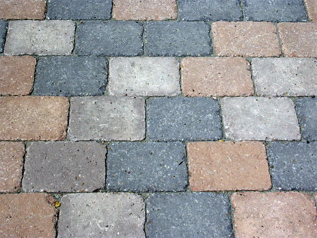 Gartenbau, Landschaftsbau, Hausgarten, Trockenmauern, Sichtschutz, Steingarten, Pflanzungen, Garten-Umgestaltungen, Garten-Neuanlagen, Sitzmauern, Polygonalbelge, Teich, Terrassen, mediterraner Garten, Baumfllungen, Gartenpflege