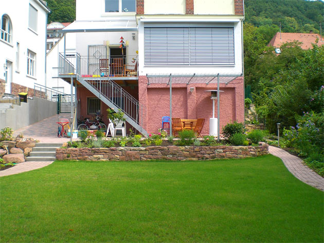 Gartenbau, Landschaftsbau, Hausgarten, Trockenmauern, Sichtschutz, Steingarten, Pflanzungen, Garten-Umgestaltungen, Garten-Neuanlagen, Sitzmauern, Polygonalbelge, Teich, Terrassen, mediterraner Garten, Baumfllungen, Gartenpflege